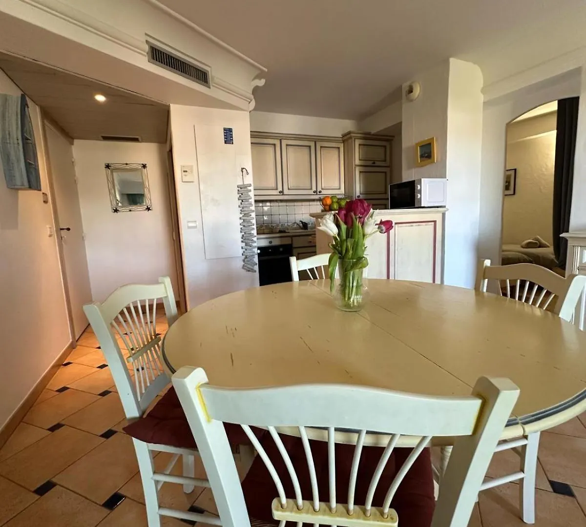 Luciano Sainte Maxime Apartment Frankrig