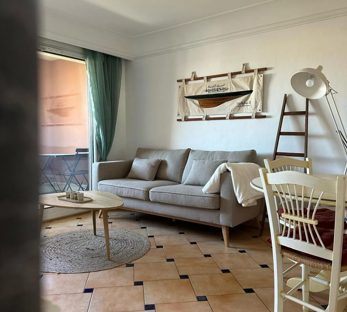 Luciano Sainte Maxime Apartment