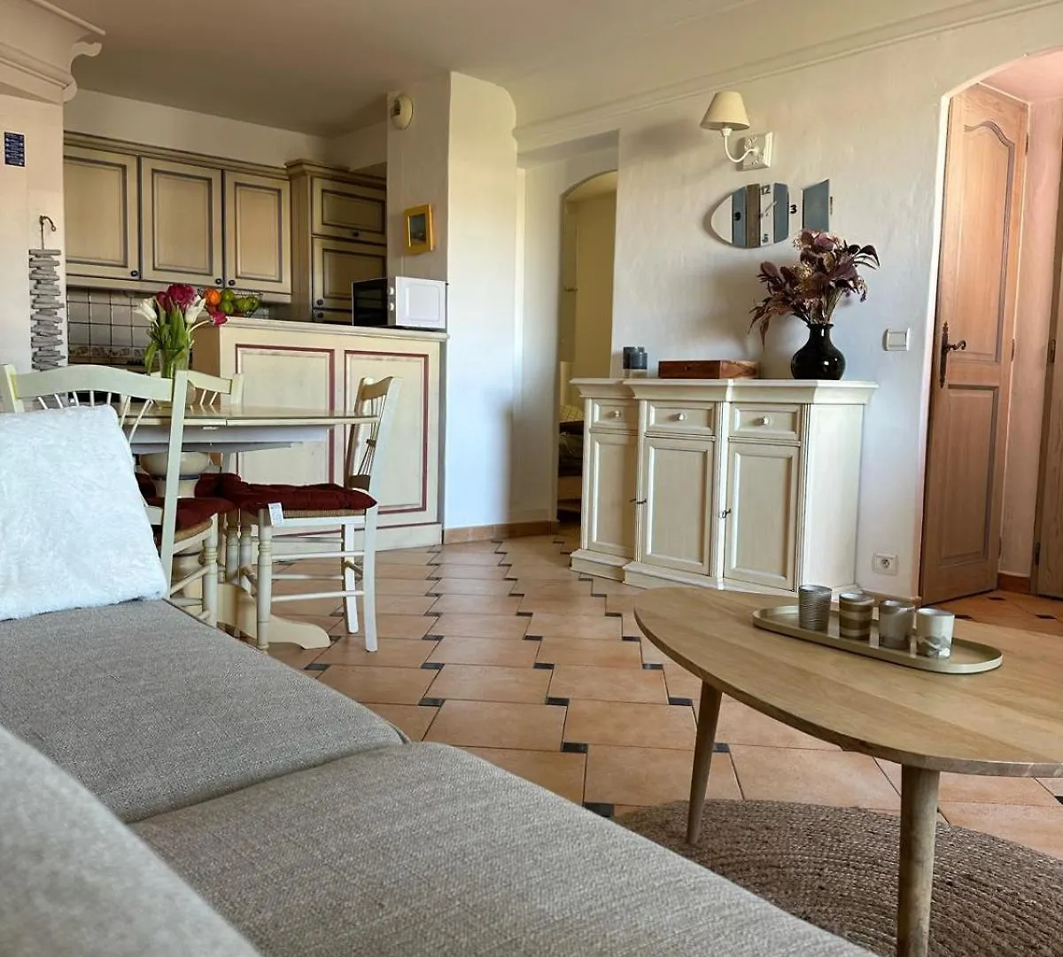 Luciano Sainte Maxime Apartment