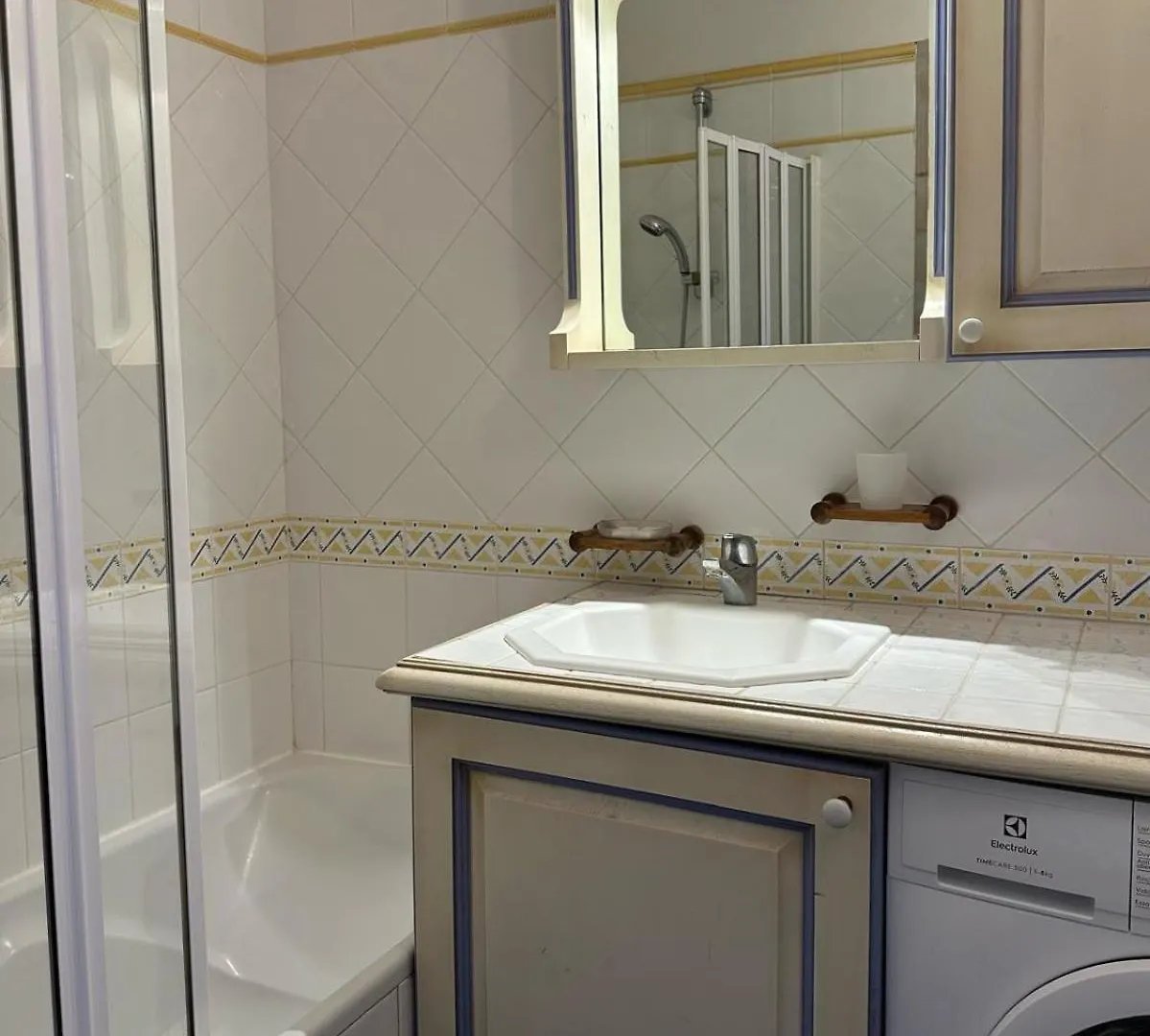 Luciano Sainte Maxime Apartment 0*, Sainte-Maxime Frankrig